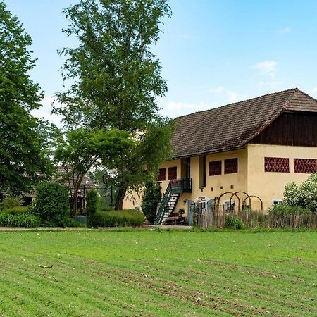 Gutshof Bartl 1 Klagenfurt am Woerthersee Exterior foto