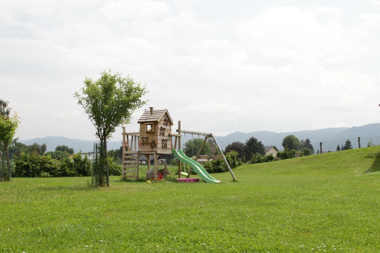 Gutshof Bartl 1 Klagenfurt am Woerthersee Exterior foto